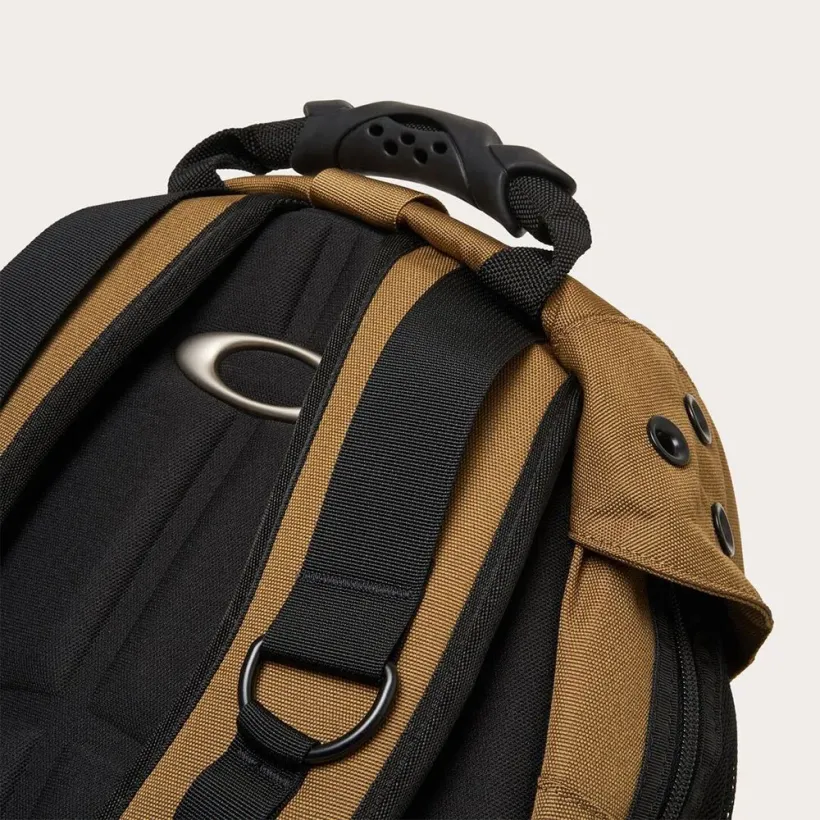 Oakley icon trolley luggage hot sale