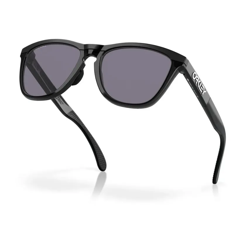 Oakley Frogskins range